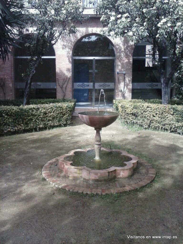 Patio del Hogar Vírgen de los Reyes