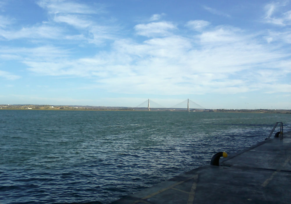 Puente internacional del Guadiana