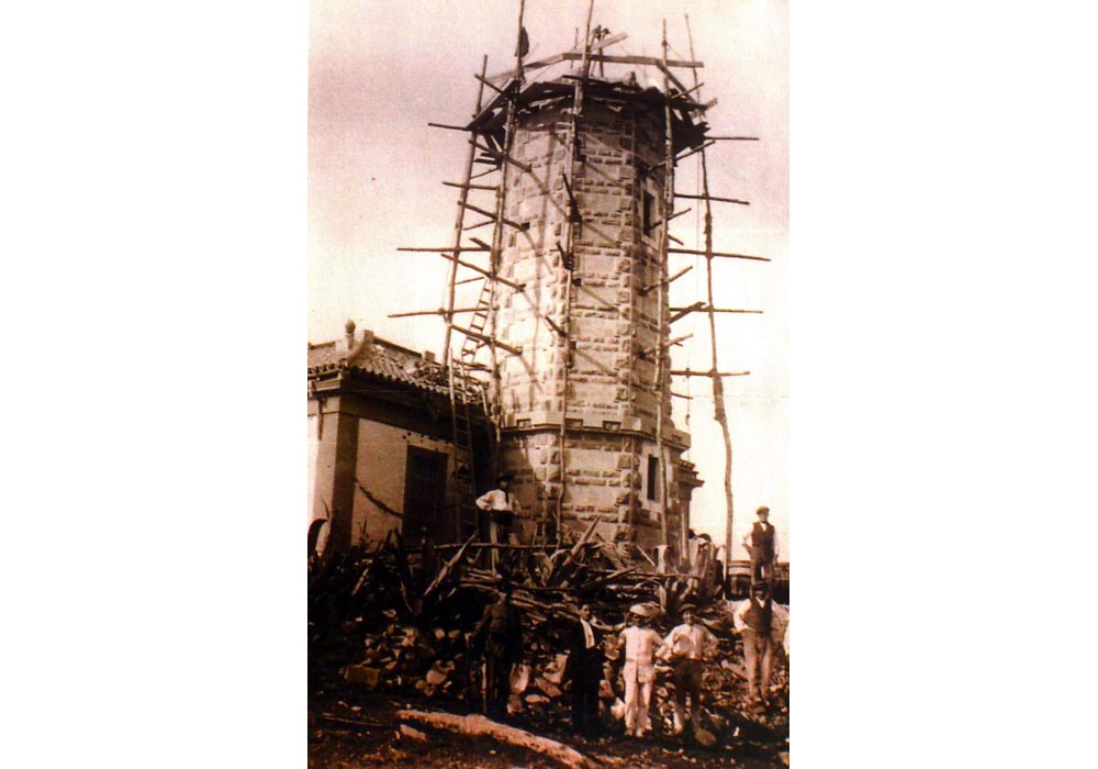 Construcción del nuevo faro en los años 20 del siglo XX