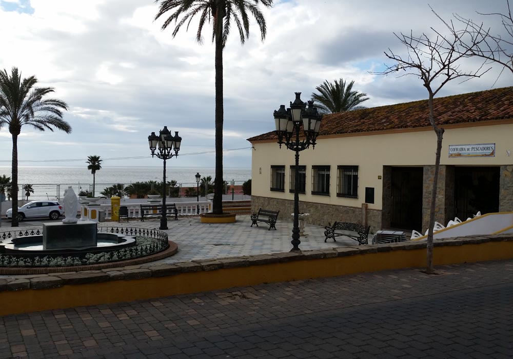 Monumento a la Virgen y Cofradía de Pescadores