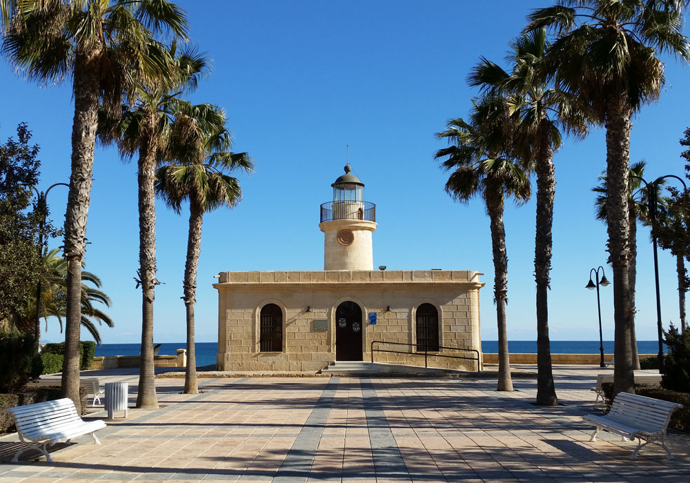 Faro de Roquetas de Mar